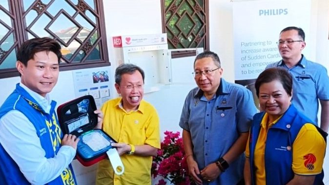 Sarawak to Make AEDs Mandatory in Public Spaces for Heart Safety