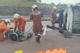 Seven Survive Scary Crash on Pan Borneo Highway Near Kampung Pentik