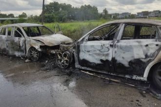 Two Vehicles Destroyed in Fire at Kampung Sungai Tapang, Kuching