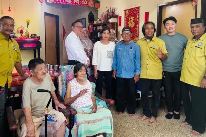 Chinese Senior Citizen in Haji Baki Receives Hospital Bed Loan from GVT