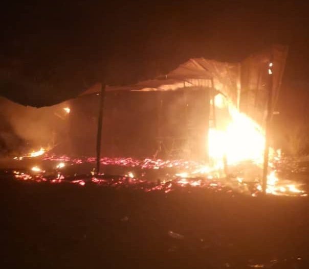 Early Morning Fire Ravages Shop in Kg Penan Muslim, Bintulu