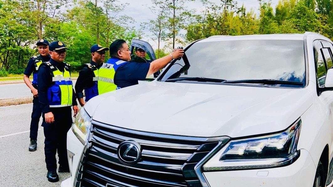 JPJ Launches ‘Ops Cahaya’ to Tackle Illegal Window Tints in Miri