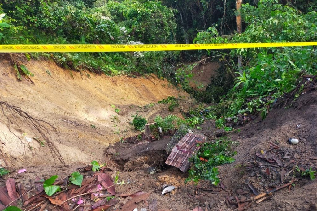 Landslides Devastate Kapit Kampung Baru Faces Severe Impact