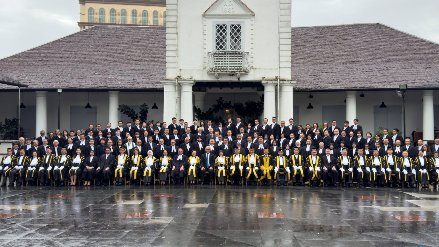 Legal Year 2025 for Sarawak and Sabah Kicks Off with Grand Procession in Kuching