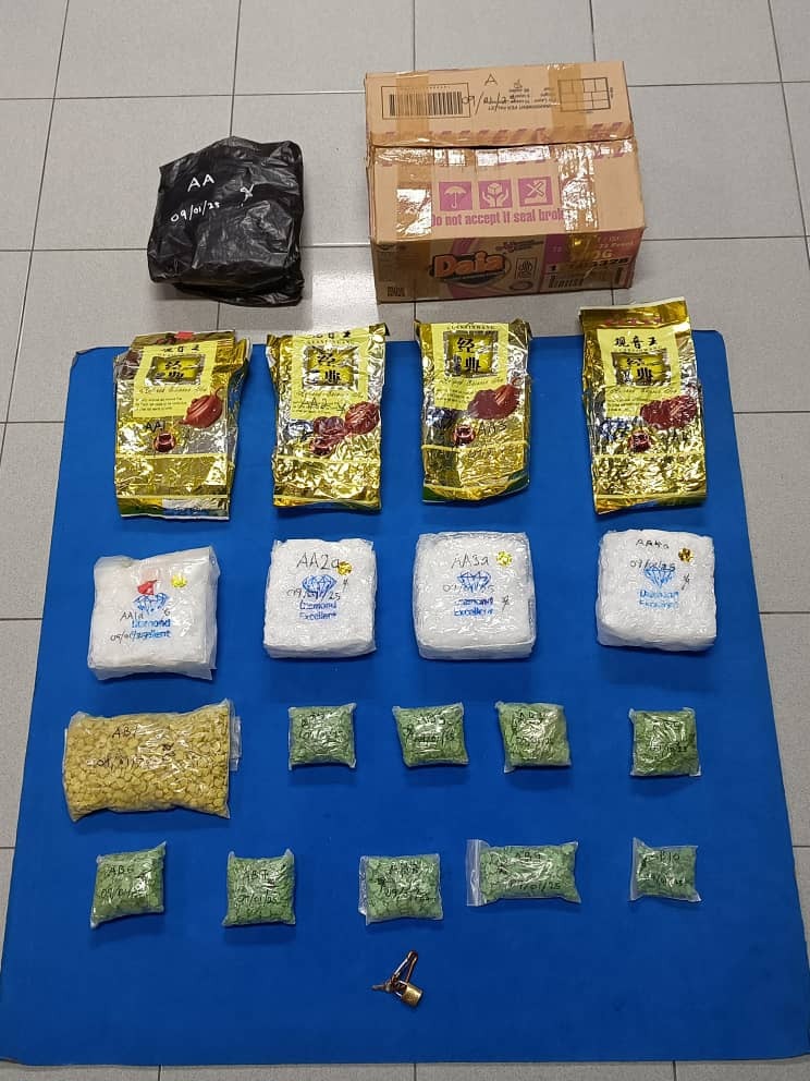 Miri Police Seize Over RM400,000 Worth of Drugs, Arrest Two Suspects