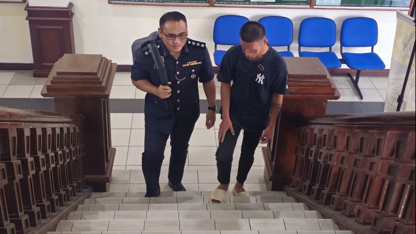 Miri teen charged with raping underage girlfriend