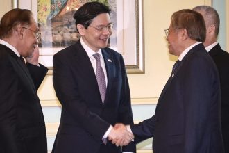 Premier of Sarawak Joins 11th Malaysian-Singapore Delegation Meeting in Putrajaya