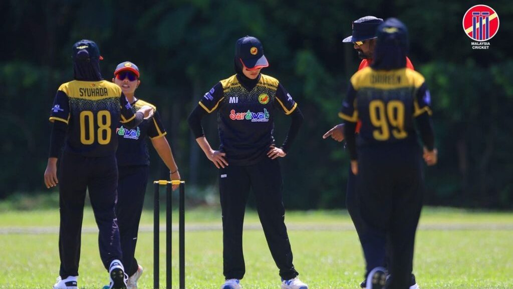 Sarawak Women Cricketers Storm Into Finals of MCA T20 Championship