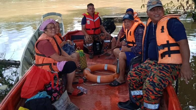 Second Evacuation Centre Opens in Kanowit Amid Rising Floodwaters